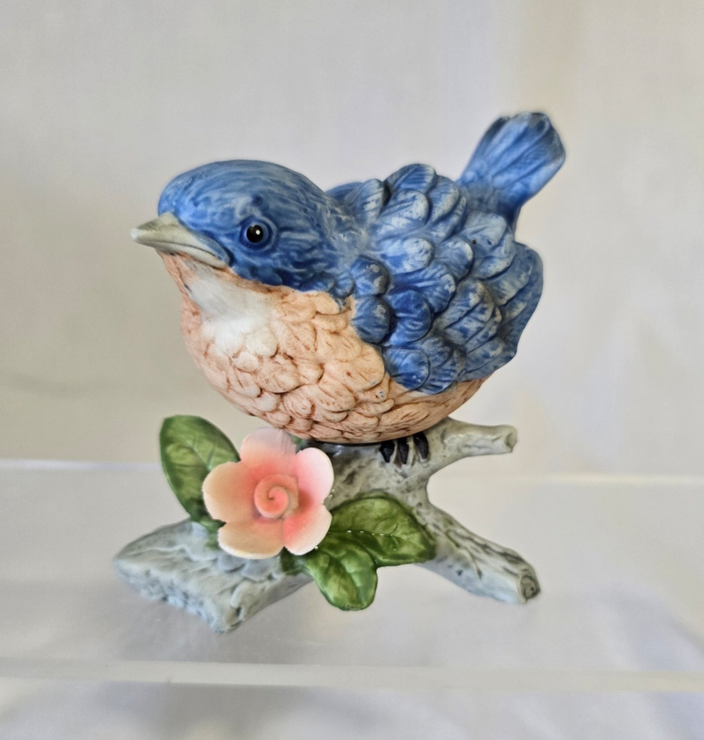 Homco Bluebird Porcelain Figure Colorful # 3885 Vintage 2.75" x 2" x 3"